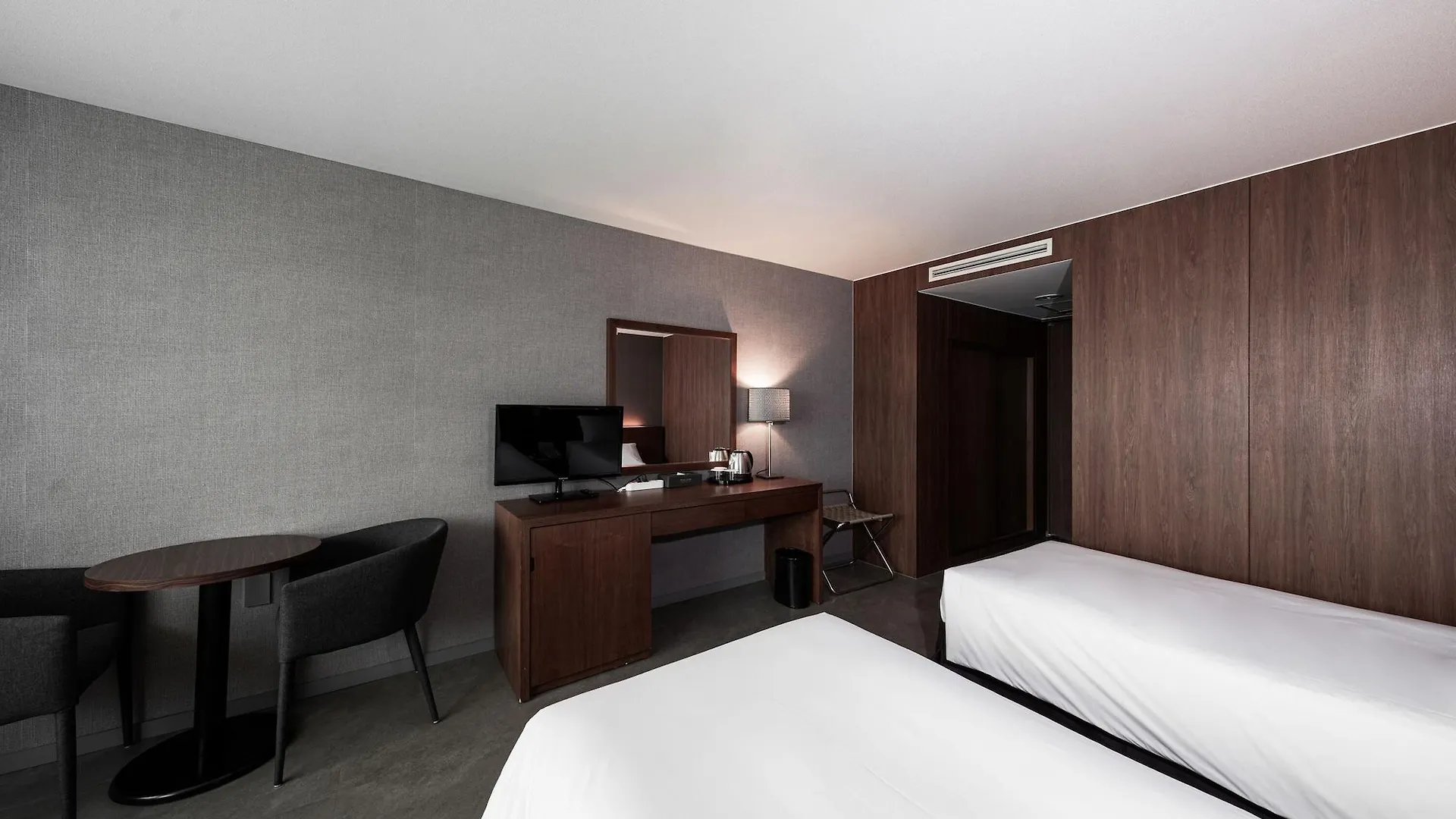 Itaewon Crown Hotel Seoul 3*,